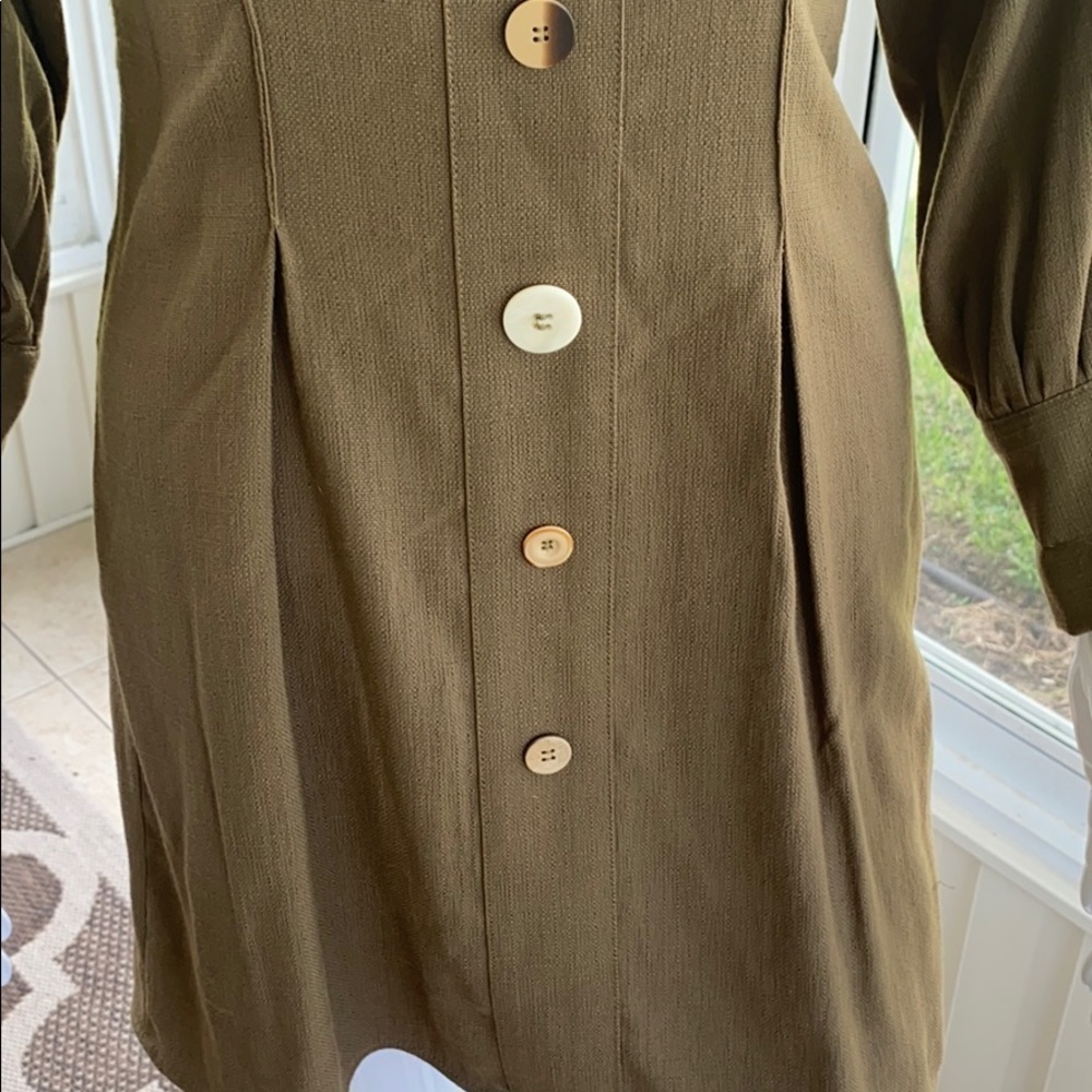 ZARA - Dark Green w/ Colorful wooden Buttons - Picture 3 of 6